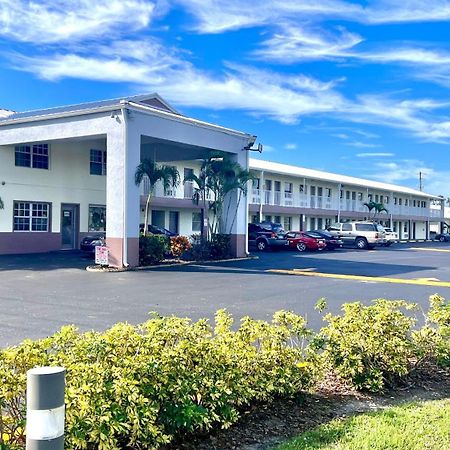 Flamingo Motel Okeechobee Eksteriør billede